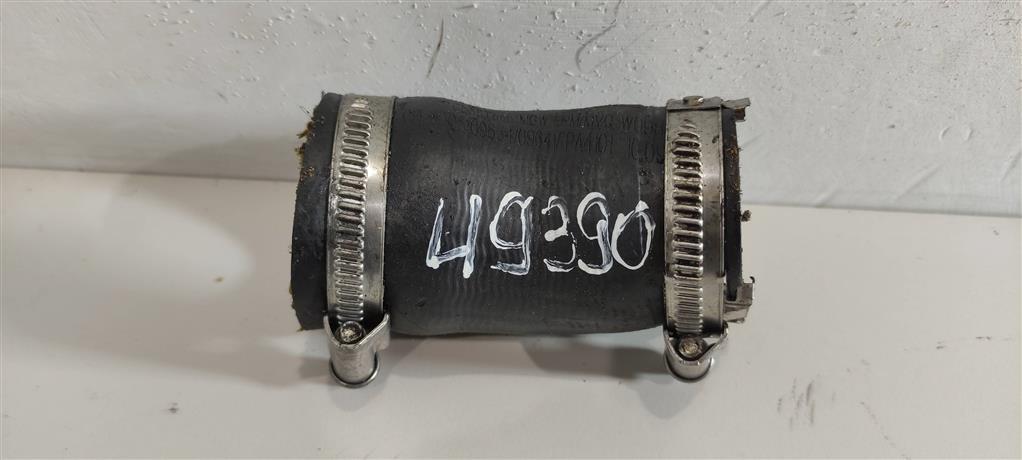 патрубок интеркулера Volkswagen Passat B7 2013, 2.0 л., TDi, дизель, седан, 1K0145828T, CFFB, CFGB, CAYC, CLLA, CFGC, CCFA, . - фото №1