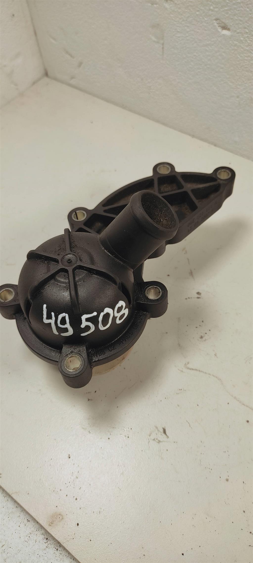 корпус термостата Audi A6 4F/C6 2006, 3.2 л., бензин, седан, AUK, BDW, 06E121111G, BKH, BYU, . - фото №1