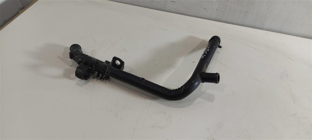 патрубок (трубопровод, шланг) Volkswagen Passat B7 2013, 1.6 л., TDi, дизель, седан, 03L121065AJ, CFFB, CFGB, CAYC, CLLA, CFGC, CCFA, . - фото №1