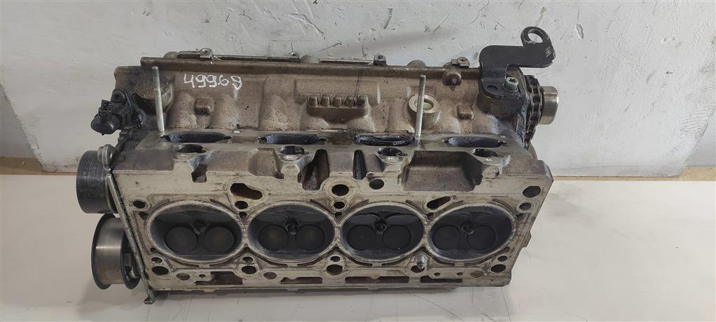 головка блока цилиндров Volkswagen Golf 5 поколение 2006, 2.0 л., FSI, бензин, хетчбэк 5 дв., BVZ, BVY, BLR, AXW, . - фото №1