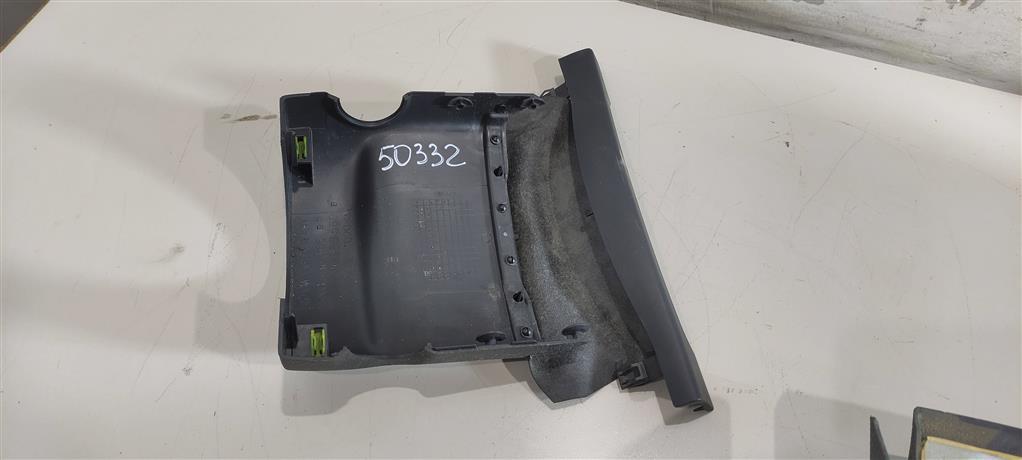 кожух рулевой колонки Volkswagen Tiguan 1 поколение 2007, 1.4 л., TSI, бензин, внедорожник 5 дв., 5N0858560B, CAXA, . - фото №1