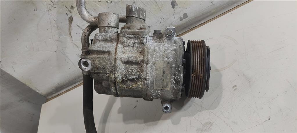 компрессор кондиционера Volkswagen Caddy 3 поколение 2006, 2.0 л., TDi, дизель, фургон, 1K0820859P, 1K0820803S, 1K0820859F, 1K0820803L, 1K0820803N, 1K0820859S, 1K0820803F, 5N0820803C, 1K0820859M, 1K0820859E, 1K0820803P, 5N0820803A, 1K0820859T, 1K0820859C, 5Q0820803E, 5N0820803, 5N0820803H, 890632, 1K0820803C, 1K0820859D, 1K0820803E, 5K0820803H, 1K0820808DX, 1K0820808FX, 5K0820803J, 1K0820803QX, 1K0820808A, 1K0820808BX, 1K0820859H, 1K0820859N, 5K0820803, 5K0820803C, 5K0820803E, 5K0820803G, 5K0820803L, 5Q0820803J, 5Q0820803N, 5Q0820803R, 8J0260805A, 699357 - фото №1