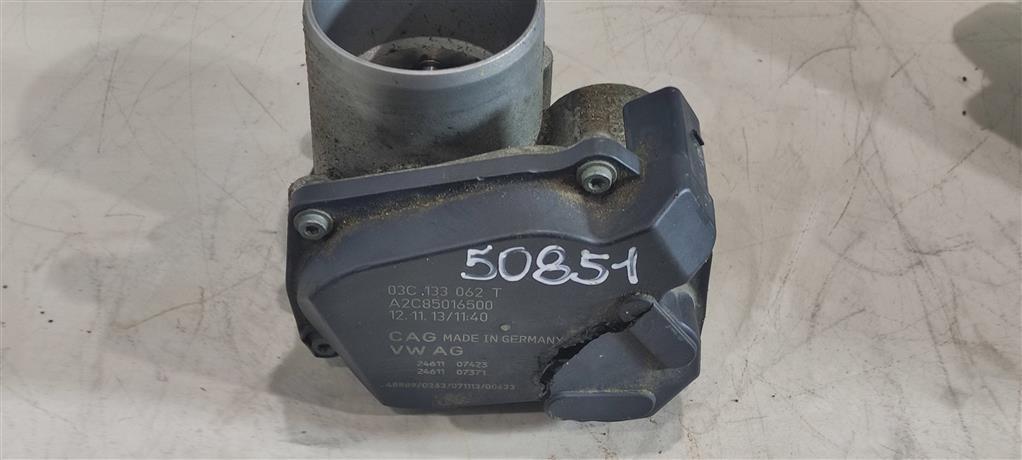 заслонка дроссельная Volkswagen Passat B6 2009, 1.4 л., TSI, бензин, седан, 03C133062C, 03C133062S, 03C133062T, CAXC, CMSA, CGGA, CMSB - фото №1