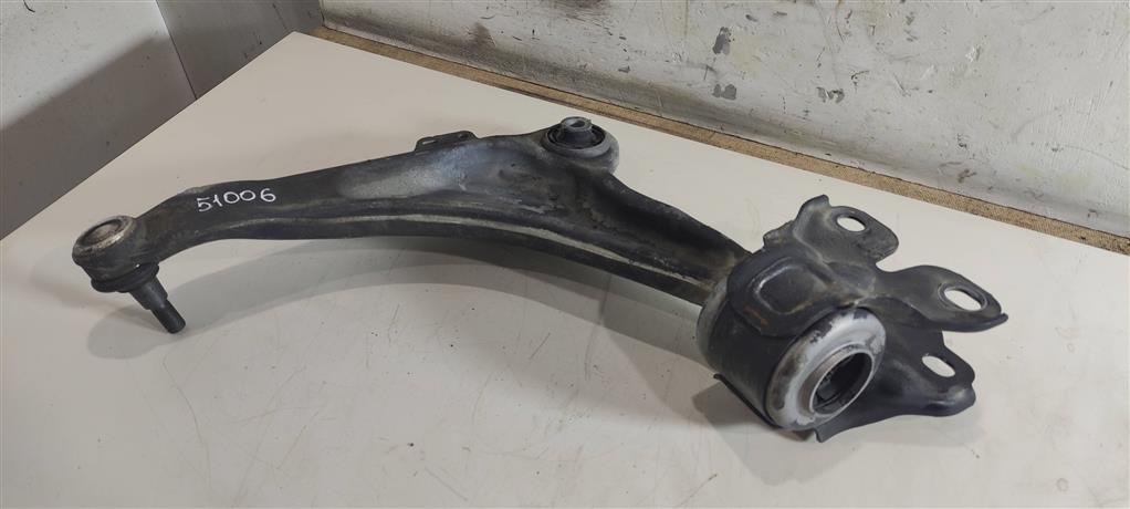 рычаг передний левый Volvo S60 2 поколение 2011, 1.6 л., бензин, седан, B4164T, 31340127, . - фото №1