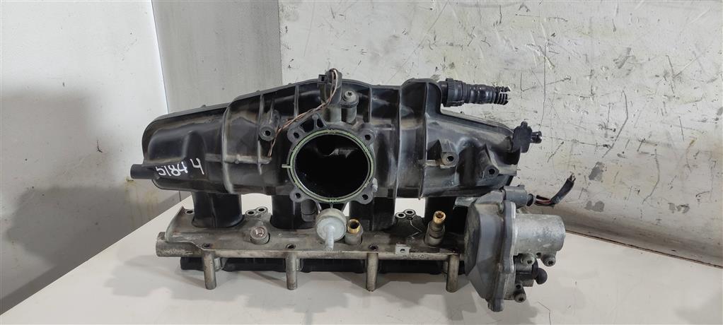 коллектор впускной Volkswagen Passat B6 2006, 2.0 л., бензин, седан, BPG, 06F133201P, 06F133201N, 06D133192B, BPY, BPJ, BWE, AXX, BWA, BWT, CDL, BZC, BUL, BYK, CRZ, BHZ, 06F133185AG - фото №1