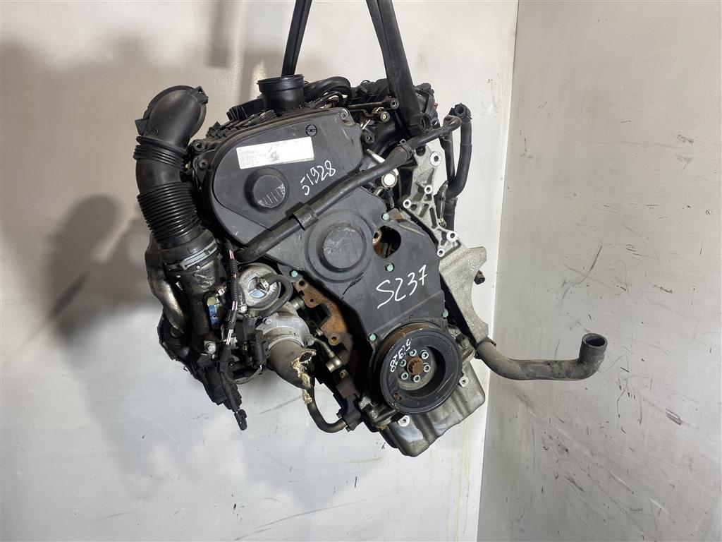 двигатель Volkswagen Jetta 5 поколение 2006, 2.0 л., бензин, седан, BPG, BPY, 06D107066AB, BPJ, BWE, AXX, BWA, BWT, CDL, 06F109102B, BGB, BUL, BYK, CDLA, CDLC, . - фото №1