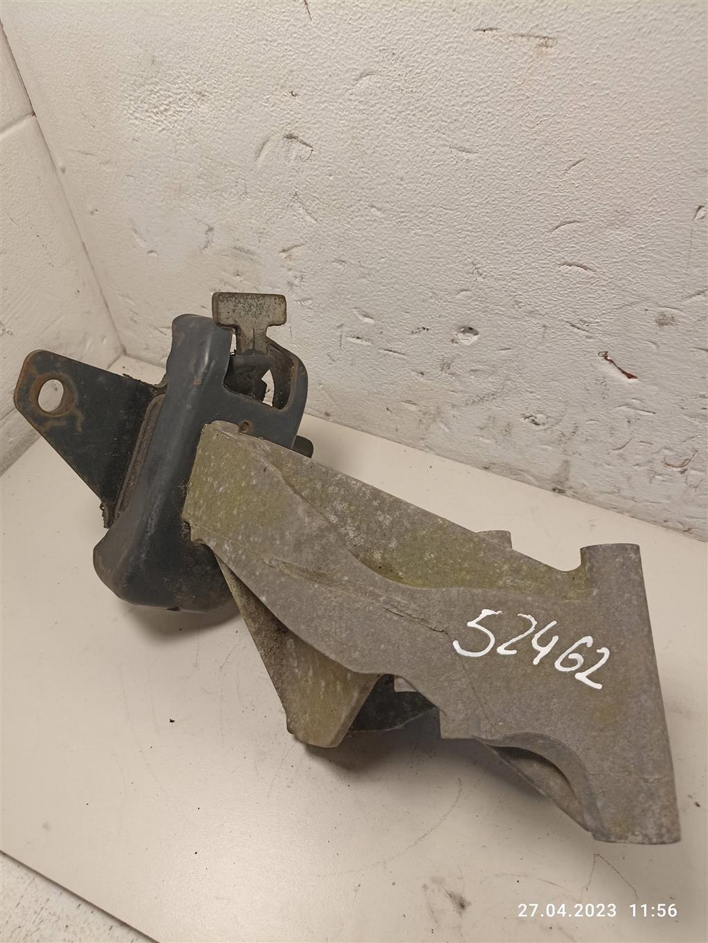 кронштейн двигателя Volkswagen Amarok 1 поколение 2013, 2.0 л., TDi, CSH, CDC, CNF, 03L199307B, 2H0199256 - фото №1