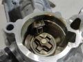 насос вакуумный Volkswagen Jetta 6 поколение 2012, 2.0 л., TFSI, бензин, седан, 06K145100J, CXBA, CXBB, CPKA, CPRA, CPLA, CPPA, 06K145100BB - фото №5