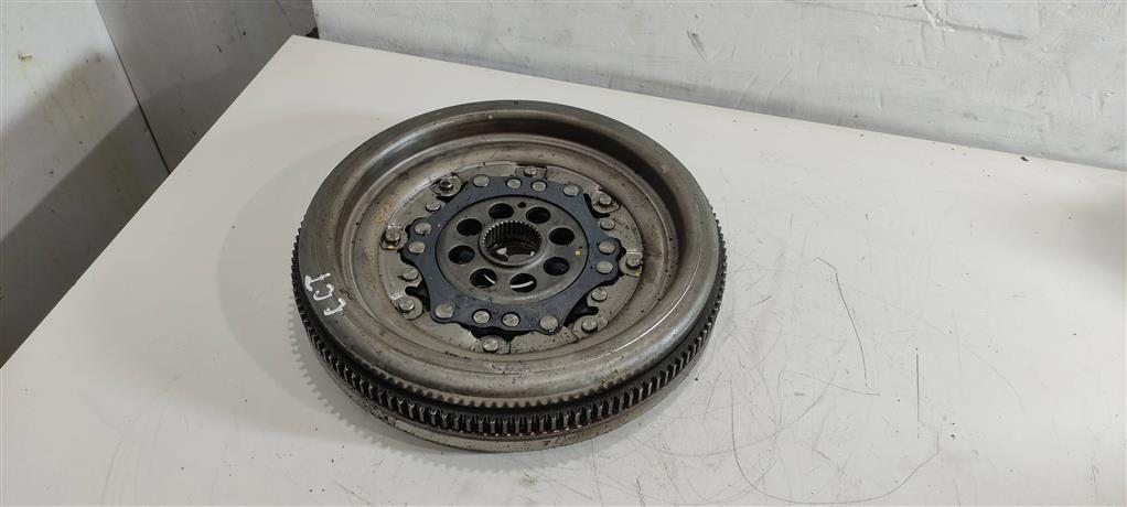 маховик Volkswagen Passat B6 2007, 2.0 л., TSI, бензин, седан, CCT, 06J105266D, 06J105266, CCZ - фото №1