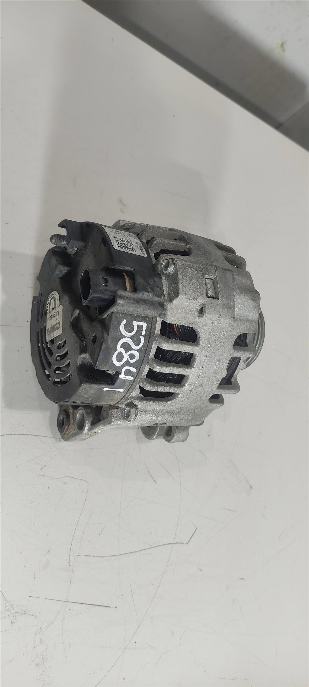 генератор Volkswagen Polo 5 поколение 2012, 1.2 л., TSI, бензин, седан, CBZ, 03F903023E, . - фото №1