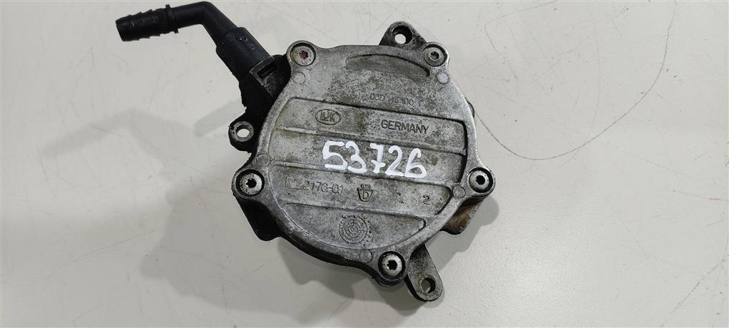 насос вакуумный Volkswagen Golf 5 поколение 2007, 2.0 л., бензин, хетчбэк 5 дв., 06D145100E, BPG, AWA, BPY, BWE, 06D145100G, AXX, BWA, 06D145100H, BWT, 06D145100F, BGB, BUL, BYK, BYD, . - фото №1