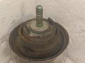 подушка крепления двигателя Audi A6 4F/C6 2006, 3.0 л., 4F0199379BF, 4F0199379K, 4F0199379AP, . - фото №2