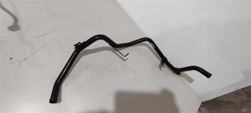 патрубок (трубопровод, шланг) Volkswagen Passat B7 2013, 2.0 л., TDi, дизель, универсал, 03L121157AA, . - фото №1