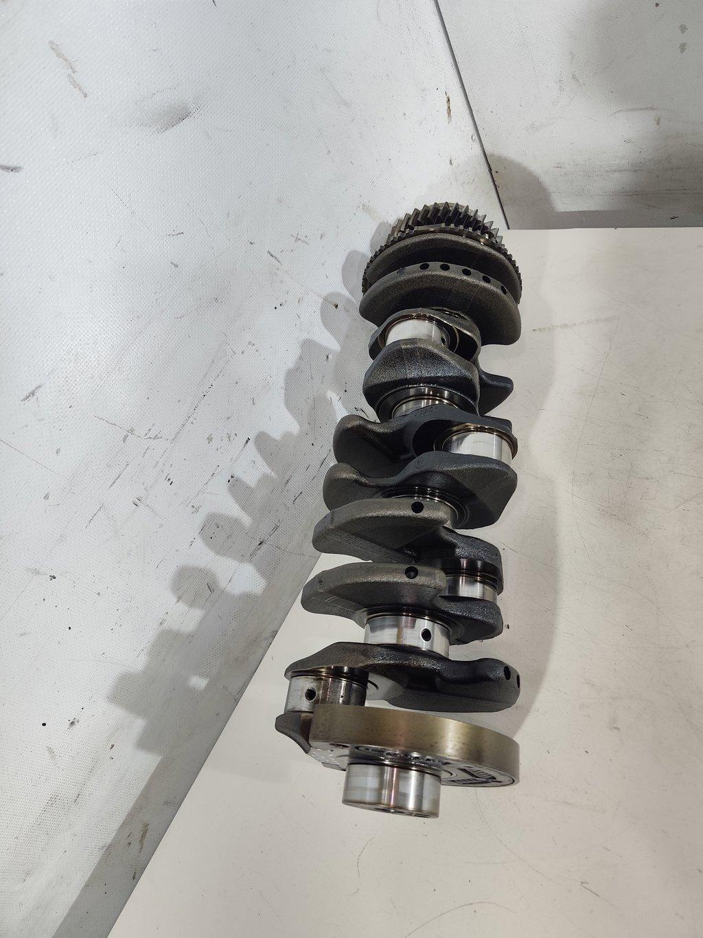 коленвал Volkswagen Transporter T5 2006, 2.5 л., TDi, дизель, микроавтобус, AXE, AXD - фото №1