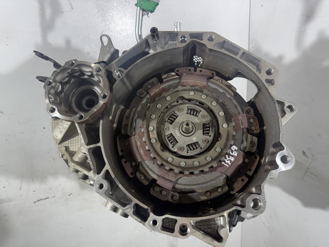 КПП автоматическая (АКПП) Volkswagen Golf 6 поколение 2011, 1.4 л., бензин, LKP, LPL, LQM, LWW, MGM, MLD, MPK, MUV, NAU, NQA, NTP, NTX, PKM, PKU, PMH, PMQ, PVU, PWB, QGV, QQT - фото №1