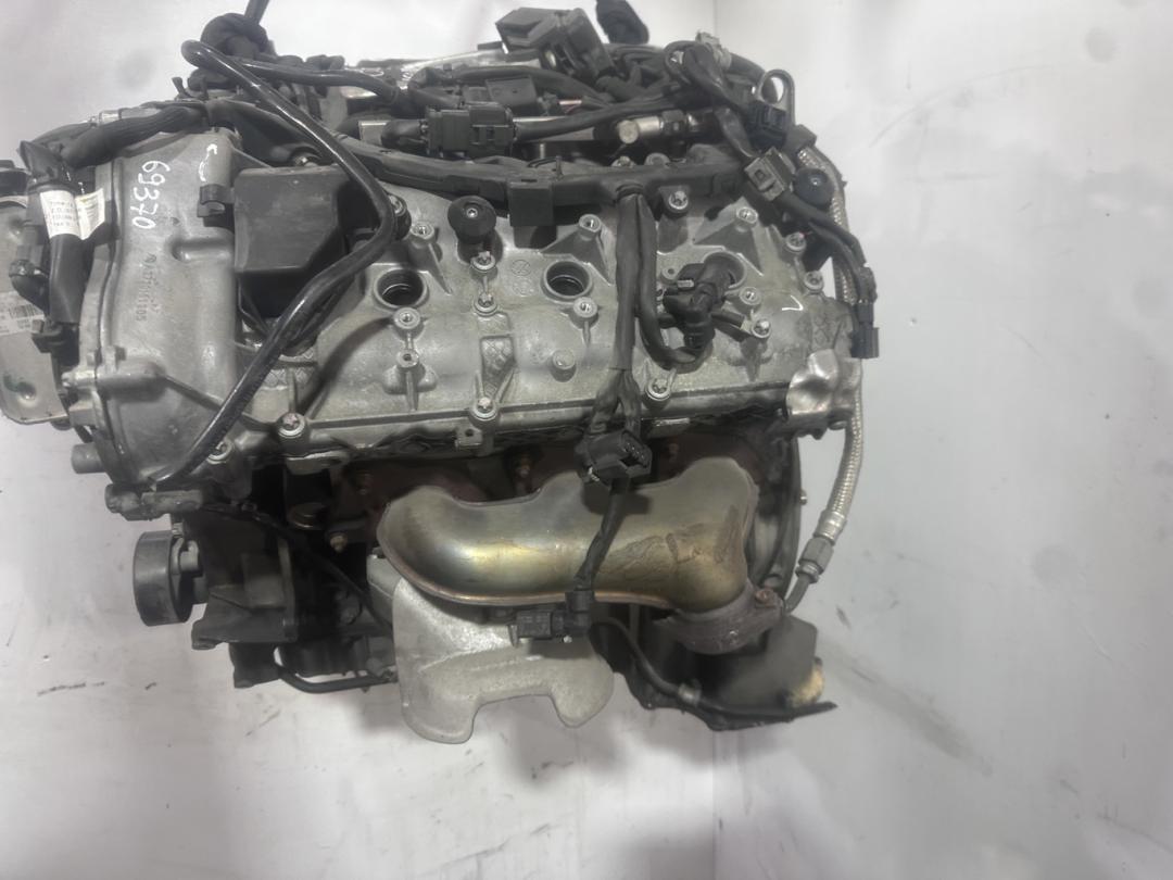 двигатель Mercedes-Benz C-Класс W204/S204 2009, 3.0 л., бензин, 272943, 272.950, 272952, 272964, 272961, 272946, 272965, 272982, 272, M272, 272.957, 272.971, 272.972, 272.975, 272940, 272944, 272967, 272980, M272.957, M272.961, M272.964, M272.965, M272.972, M272.975, M272.980, M272.982, M272943, M272946, OM272.964, OM272.965, OM272.972, OM272.975, OM272.980, OM272.982 - фото №1