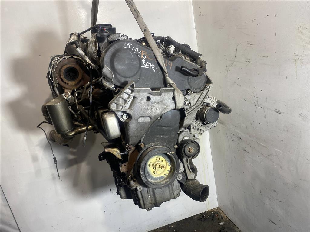 двигатель Volkswagen Golf 6 поколение 2010, 2.0 л., TDi, дизель, седан, CAH, CBA, CBB, CAHA, CAHB, CBD - фото №1