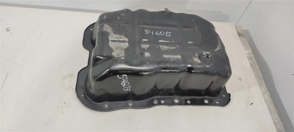 масляный поддон Hyundai ix35 1 поколение 2012, 2.0 л., бензин, хетчбэк 5 дв., G4KD, G4KE, 09C200563B1, 09C200582B1, 09C200619B1, G4KA, 085000500, 243702G751, 4R28601103 - фото №1
