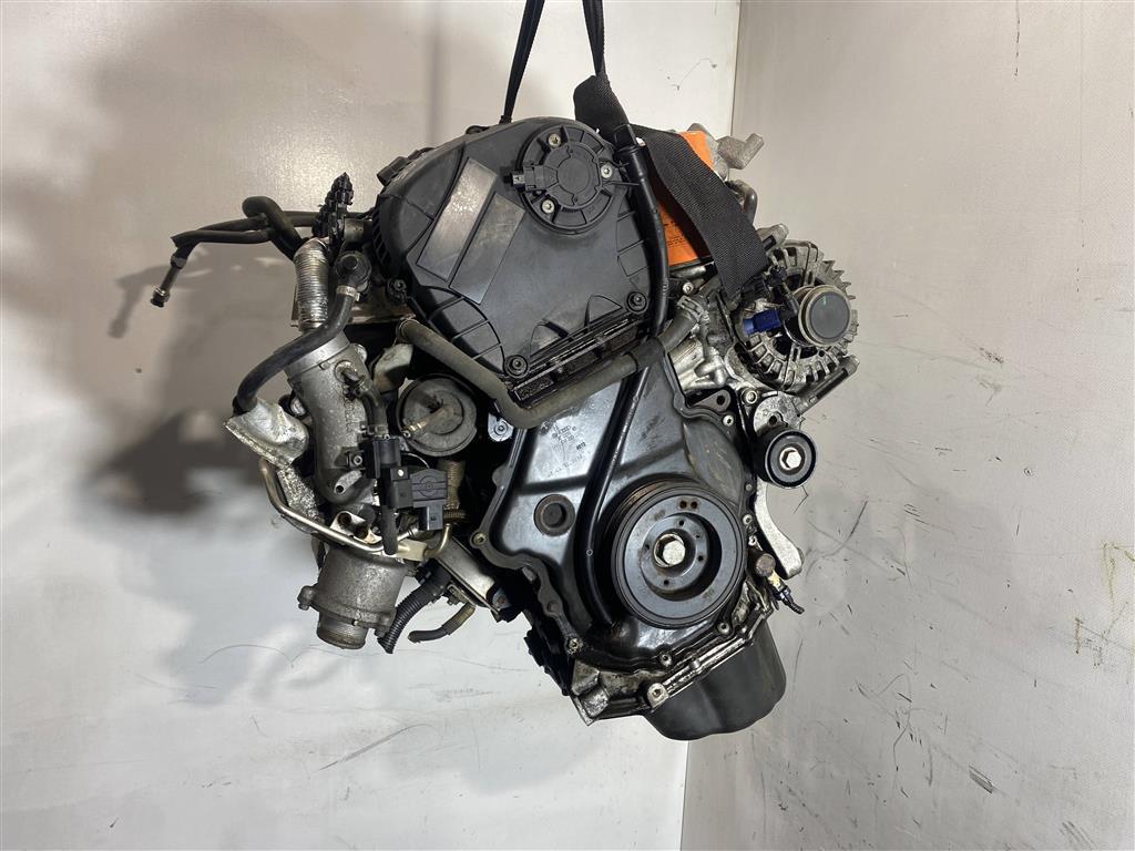 двигатель Audi A6 4G/C7 2012, 2.0 л., TSI, бензин, CDN, CAE - фото №1