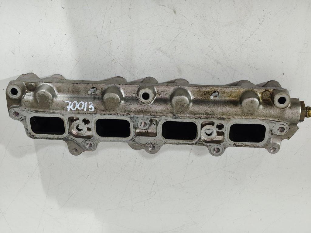 топливная рампа Volkswagen Passat B6 2009, 1.4 л., TSI, бензин, седан, 03C133202AQ, 06J906051D - фото №1