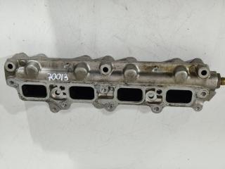 топливная рампа Volkswagen Passat B6 2009, 1.4 л., TSI, бензин, седан, 03C133202AQ, 06J906051D