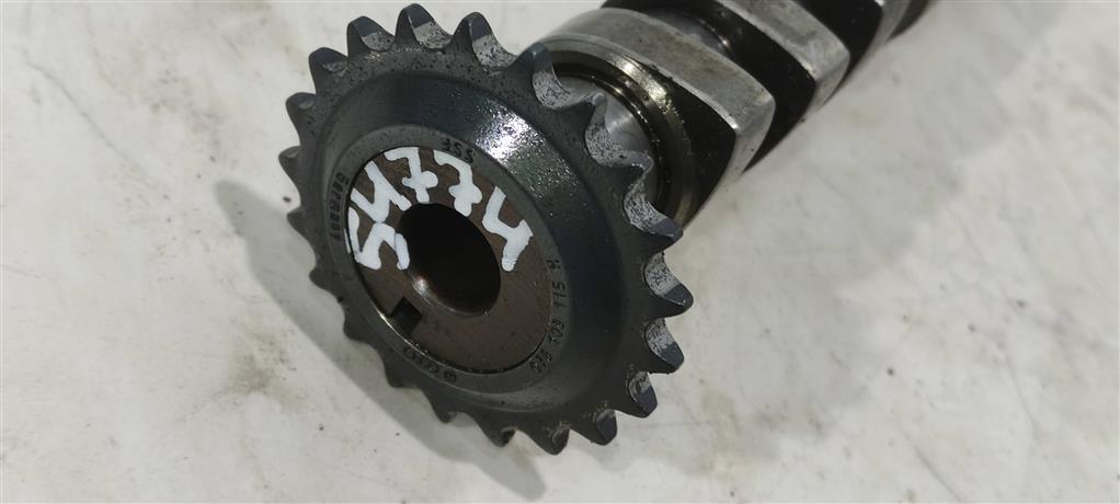 распредвал Audi A4 B6 2000, 1.8 л., бензин, седан, AWT, AWM, 058109021M, ANB, APU, AVJ, AEB, APT, BFB, BEX, ADR, AWU, AWV, BKF, AVV, 058109022C - фото №1