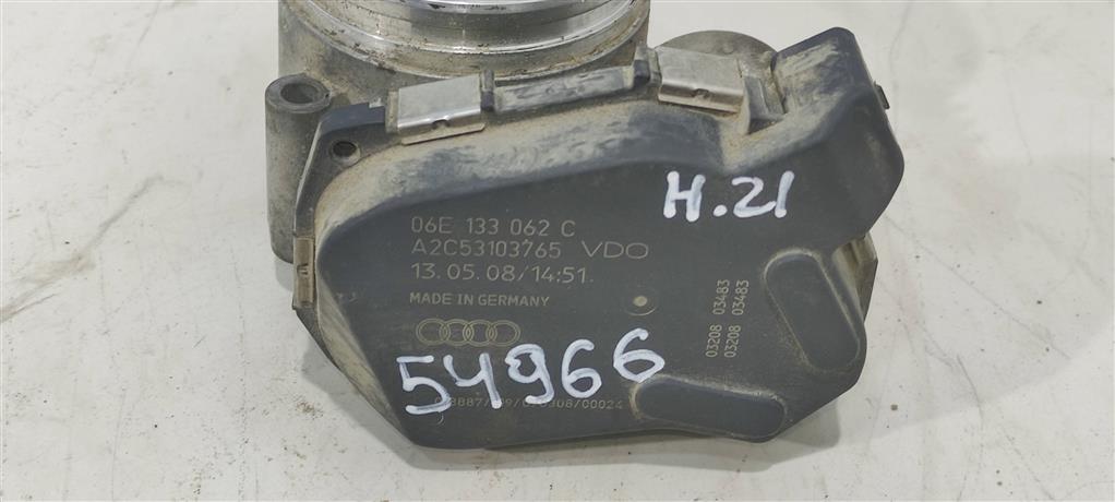 заслонка дроссельная Audi A6 4F/C6 2006, 3.2 л., бензин, седан, CAL, 06E133062C, . - фото №1