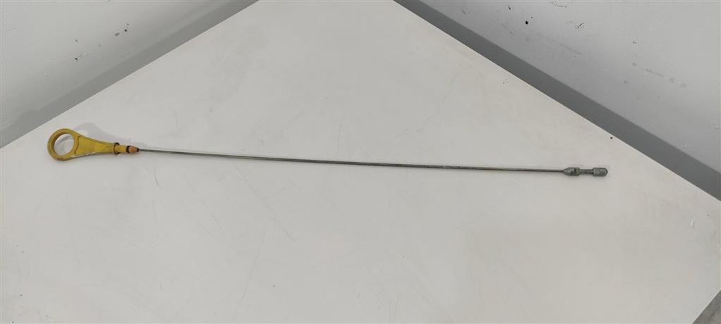 щуп двигателя Ford Kuga 2 поколение 2014, 1.6 л., бензин, внедорожник 5 дв., B4164T, BM5G6750AD, . - фото №1