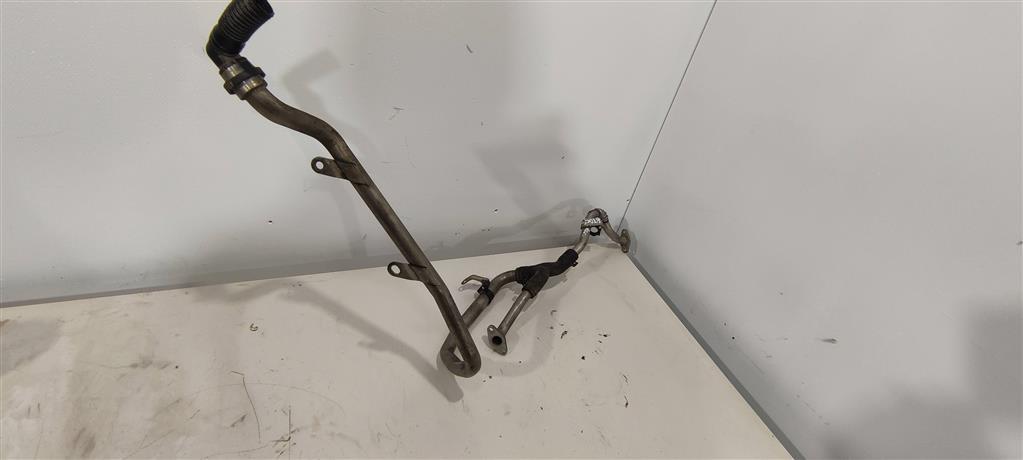 трубка системы рециркуляции EGR Audi A6 4F/C6 2005, 3.0 л., бензин, седан, ASN, BBJ, 06C131143D, . - фото №1