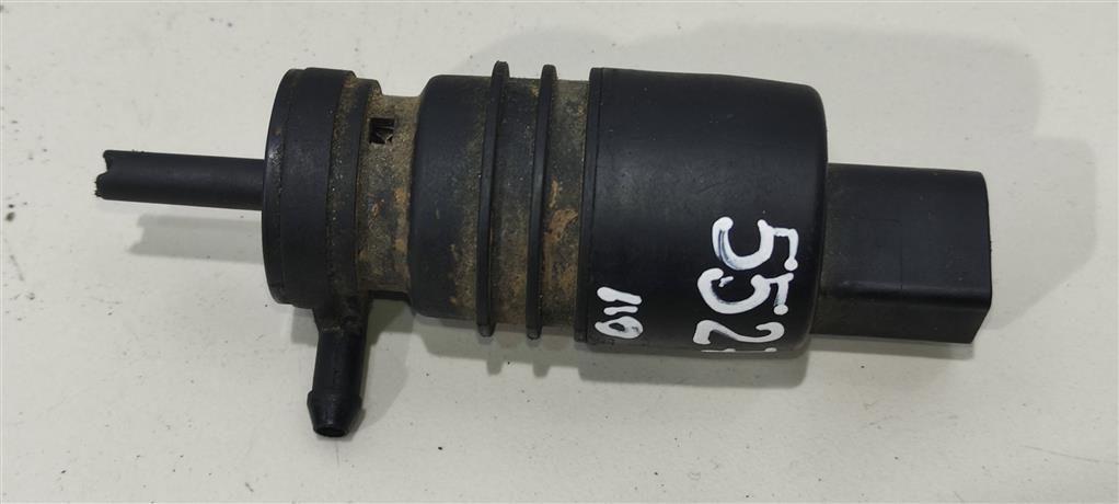 насос (моторчик) омывателя стекла Volkswagen Touareg 1 поколение 2005, 3.0 л., TDi, дизель, внедорожник 5 дв., 1T0955651A, . - фото №1