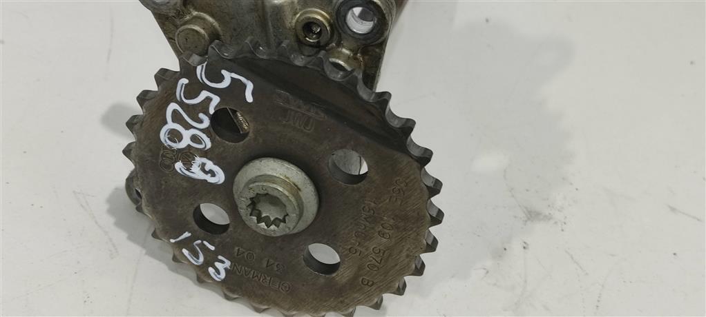 шестерня Audi A6 4F/C6 2005, 3.0 л., бензин, седан, AUK, BBJ, 06E109361F, CAJ, 06E109570B, CGW - фото №1