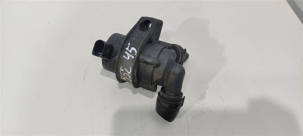 насос антифриза дополнительный Audi A4 B7 2006, 3.0 л., бензин, седан, 06C121601, BBJ, . - фото №1