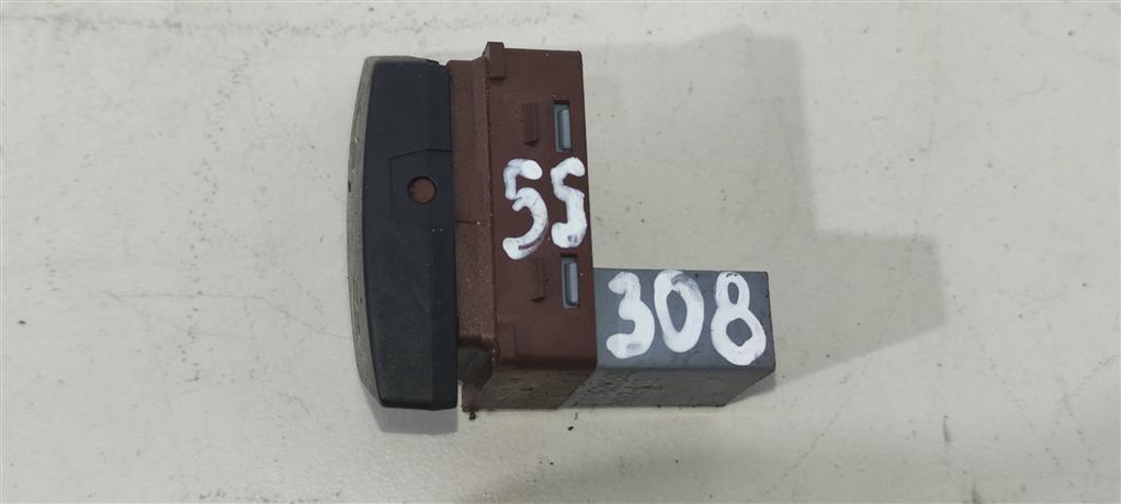 кнопка центрального замка Skoda Superb 2 поколение 2011, бензин, седан, 3T0962126B, . - фото №1