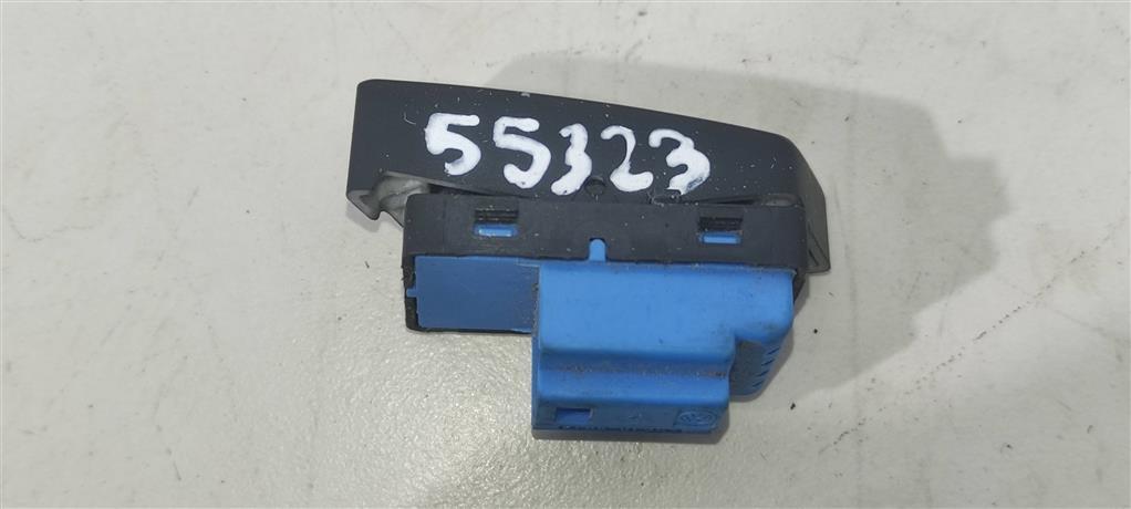 кнопка центрального замка Volkswagen Passat USA 2013, бензин, седан, 561962136, . - фото №1