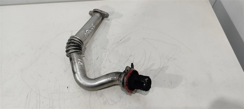 трубка системы рециркуляции EGR Volkswagen Amarok 1 поколение 2013, 2.0 л., TDi, дизель, пикап, CAY, CDC, CFH, 03L131521R, CFF, CLC, CDB, . - фото №1
