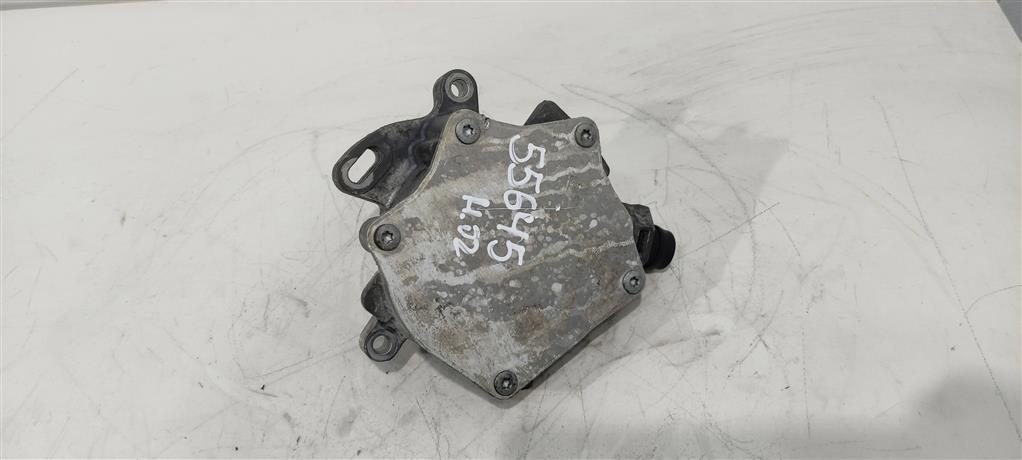 насос вакуумный Volvo V40 2 поколение 2015, 1.6 л., бензин, универсал, B4164T, BM5G2A451EC, . - фото №1