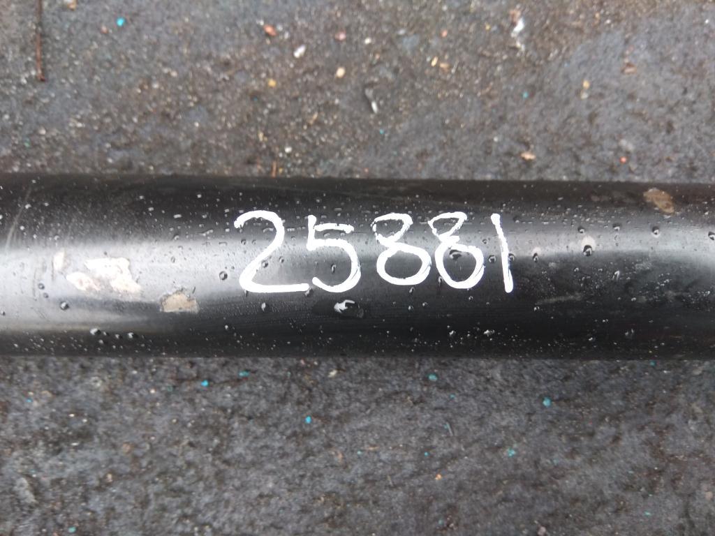 полуось передняя правая (приводной вал, ШРУС) Skoda Octavia 2 поколение (A5) 2006, 2.0 л., TDi, дизель, хетчбэк 5 дв., 1K0407272EN, CFHC, CFHF, . - фото №1