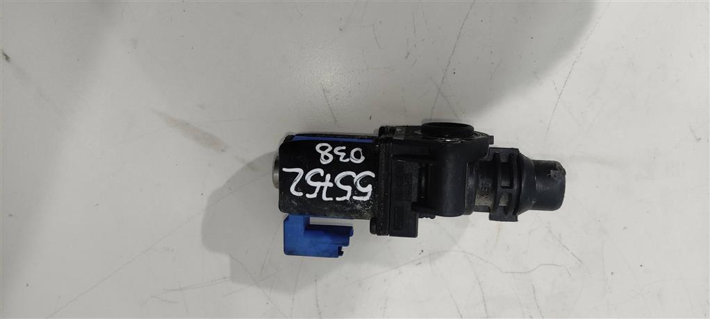 кран отопителя (печки) Volvo S60 2 поколение 2011, 1.6 л., бензин, седан, B4164T, BM5G8C605DB, . - фото №1
