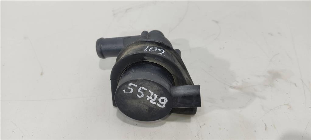 насос антифриза дополнительный Volkswagen Passat B7 2013, 1.4 л., TSI, бензин, универсал, 1K0965561F, CAXA, 1K0121093AD - фото №1