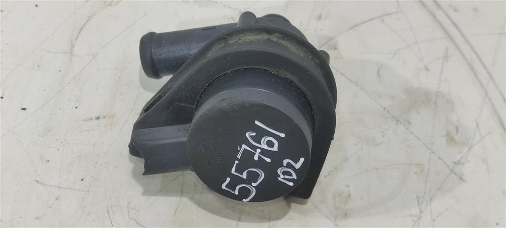 насос антифриза дополнительный Volkswagen Passat B7 2013, бензин, универсал, 1K0965561J, CAXA, . - фото №1