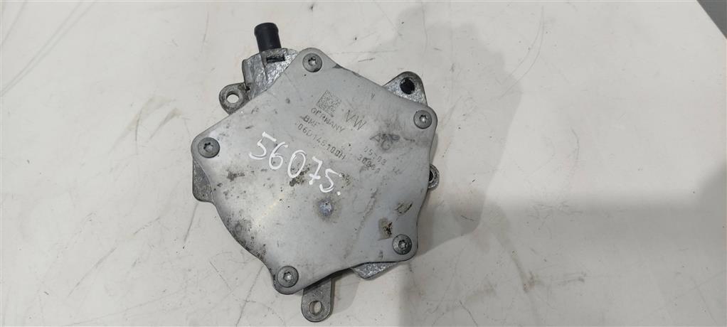 насос вакуумный Volkswagen Golf 5 поколение 2007, 2.0 л., бензин, хетчбэк 5 дв., 06D145100E, BPG, AWA, BPY, BWE, 06D145100G, AXX, BWA, 06D145100H, BWT, 06D145100F, BGB, BUL, BYK, BYD, . - фото №1