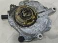 насос вакуумный Volkswagen Golf 5 поколение 2007, 2.0 л., бензин, хетчбэк 5 дв., 06D145100E, BPG, AWA, BPY, BWE, 06D145100G, AXX, BWA, 06D145100H, BWT, 06D145100F, BGB, BUL, BYK, BYD, . - фото №4