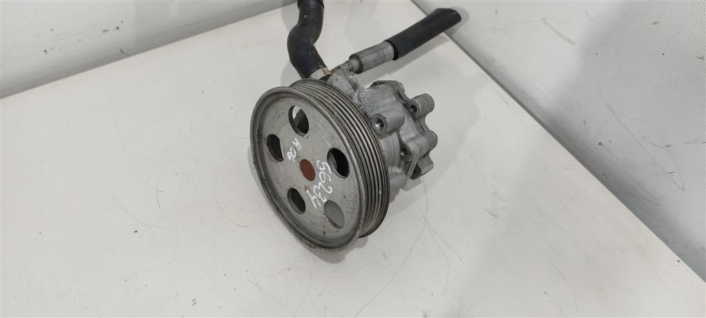 насос гидроусилителя руля Audi A4 B6 2003, 2.0 л., бензин, BPG, 8E0145153D, ALT, AMB, AVJ, BPJ, BWE, BFB, 8E0145153J, BWT, BEX, BGB, BUL, BYK, ALZ - фото №1