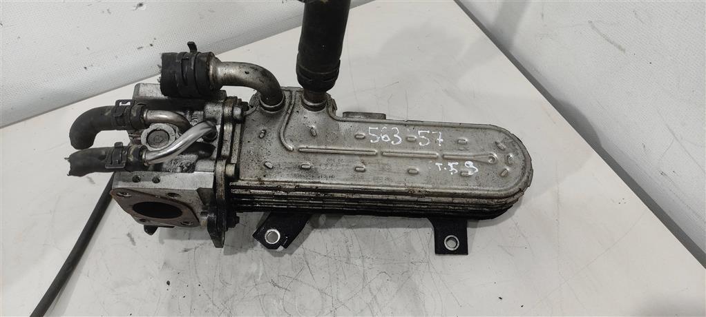 охладитель EGR / Радиатор EGR Volkswagen Golf 5 поколение 2007, 1.9 л., TDi, дизель, хетчбэк 5 дв., 038131513D, 038131513AD, BKC, BXE, BRU, BXF, AXR, 038131512H - фото №1