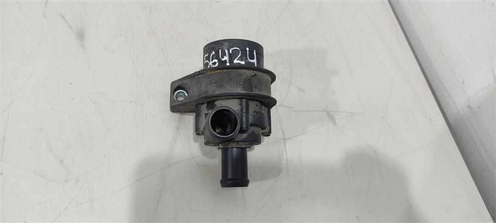 насос антифриза дополнительный Volkswagen Jetta 5 поколение 2008, 1.4 л., TSI, бензин, седан, 1K0965561F, CAV, CTH, CDGA, CAXA, CMS, 1K0121093AD - фото №1