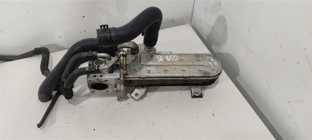 охладитель EGR / Радиатор EGR Volkswagen Golf 5 поколение 2007, 1.9 л., TDi, бензин, хетчбэк 5 дв., 038131513D, 038131513AD, BKC, BXE, BRU, BXF, AXR, 038131512H - фото №1