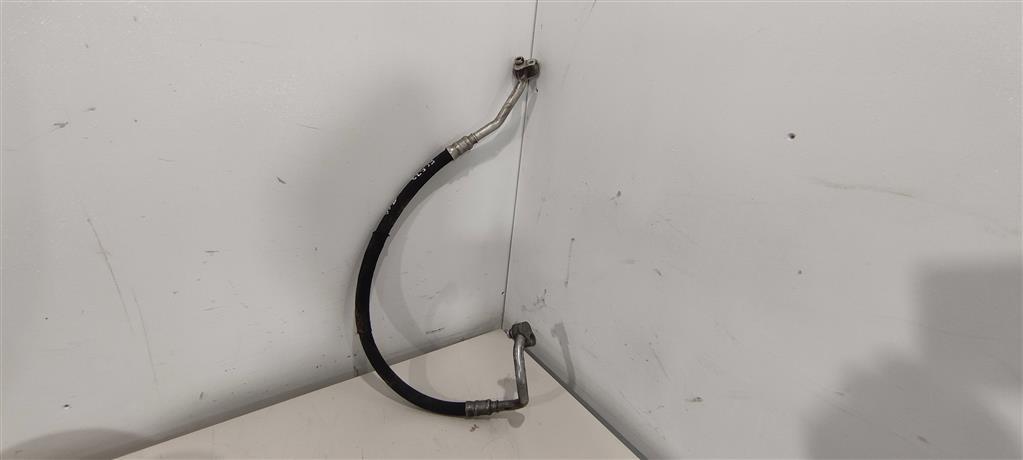 трубка кондиционера Volkswagen Tiguan 1 поколение 2009, 2.0 л., TDi, дизель, внедорожник 5 дв., BMP, BXE, BLS, BMM, 5N0820721F, BJB, 5N0820721M, 5N0820721N - фото №1