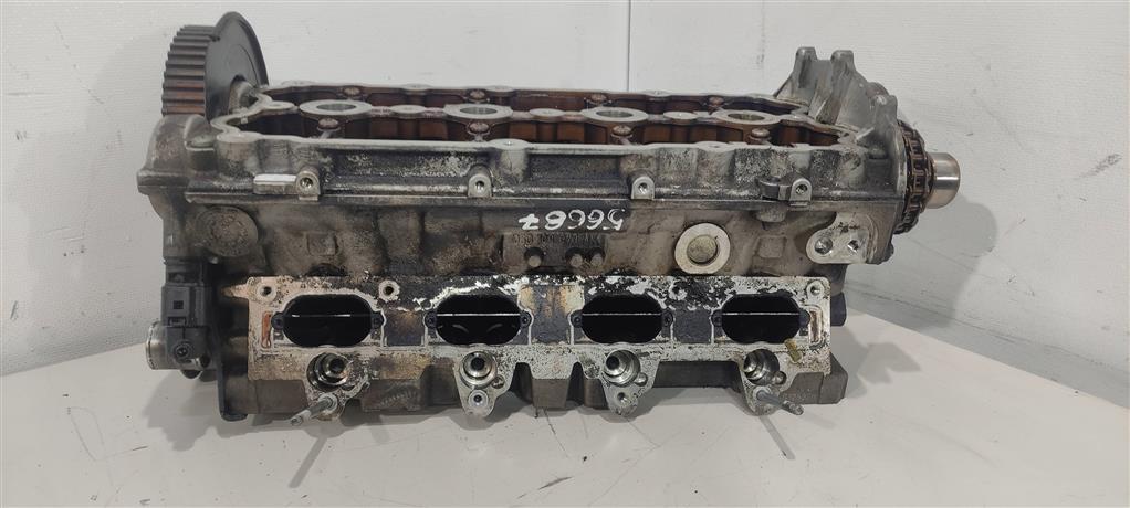 головка блока цилиндров Volkswagen Golf 5 поколение 2007, 2.0 л., FSI, бензин, хетчбэк 5 дв., BVZ, BVY, BLR, BLX, BLY, BVX, 06D103373AM - фото №1