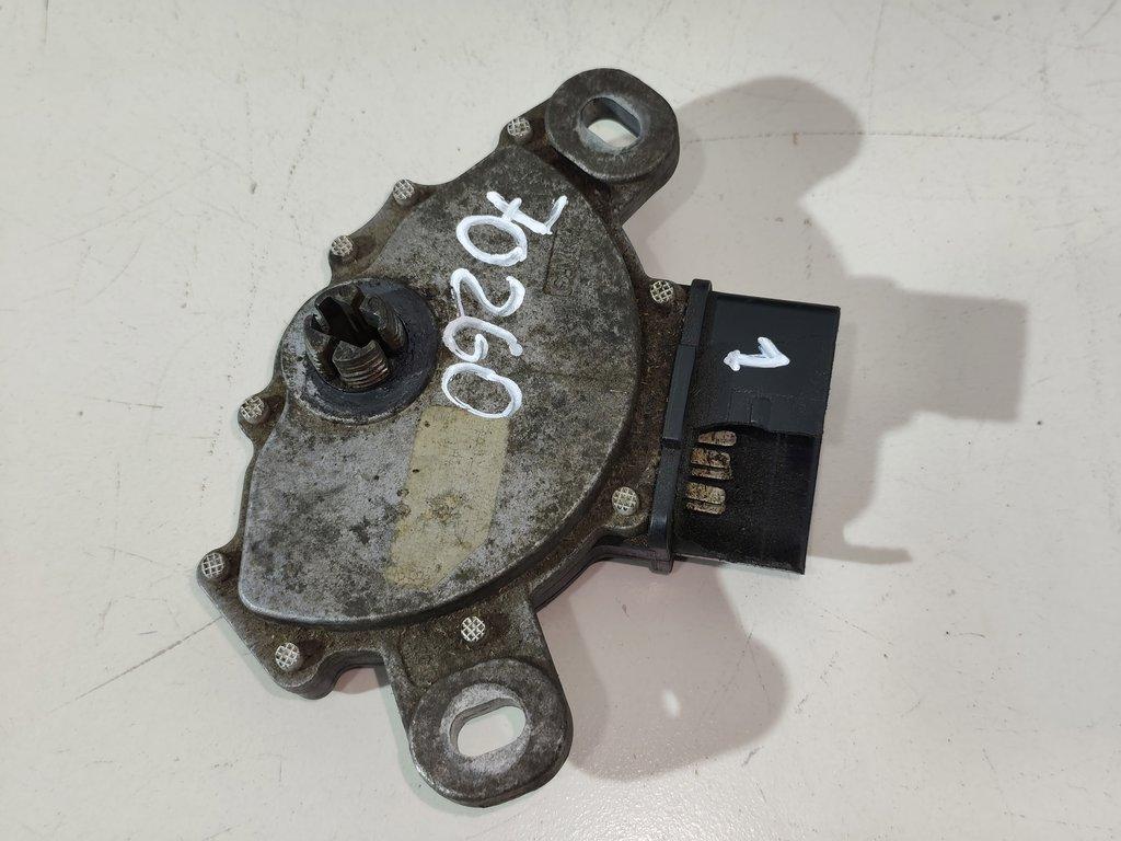 селектор АКПП Volkswagen Touareg 1 поколение 2005, 3.5 л., TDi, бензин, внедорожник 5 дв., 09D919823A, . - фото №1