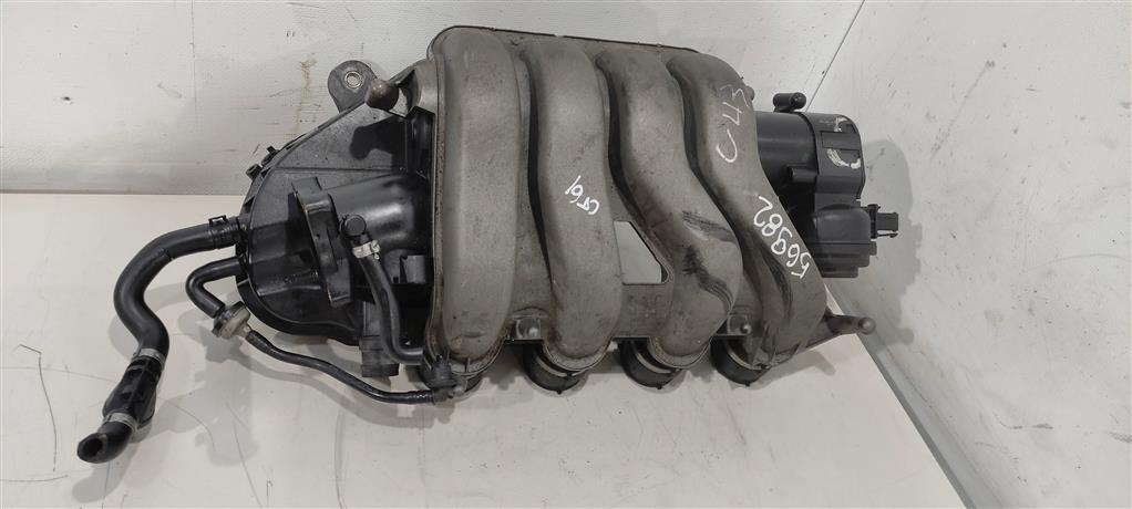 коллектор впускной Volkswagen Passat B6 2006, 2.0 л., бензин, седан, BVZ, BVY, BLR, BLX, BLY, AXW, 06F133210D, BMB, . - фото №1